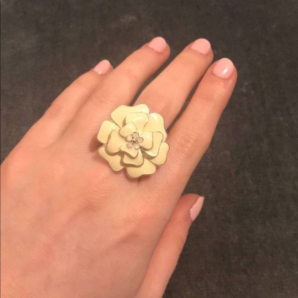 - Stella & Dot Little Girls Ring